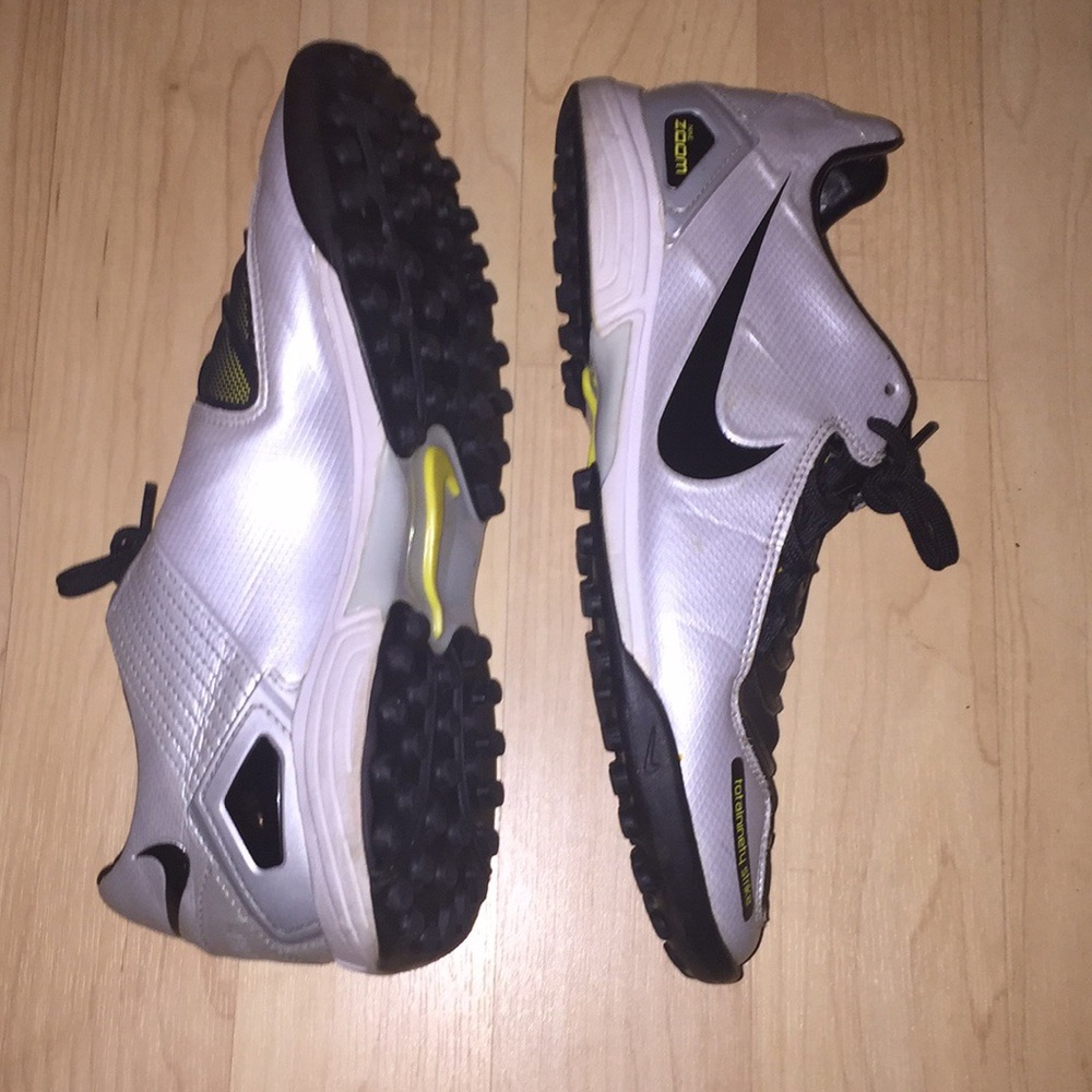 Totalninety Nike shoes, size 8.